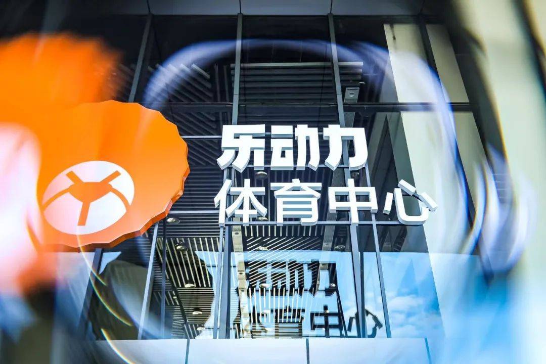 帕金斯：库里距离GOAT讨论只差1冠&1FMVP 他彻底改变了这项运动